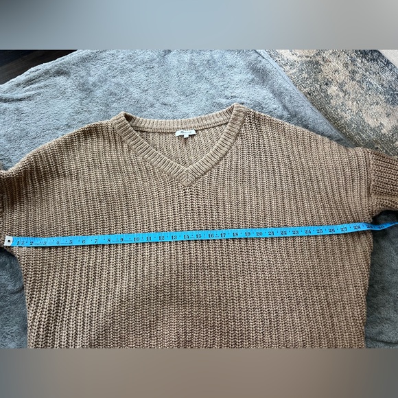 Madewell Tan chunky knit V-Neck Sweater size XL - Picture 7 of 8